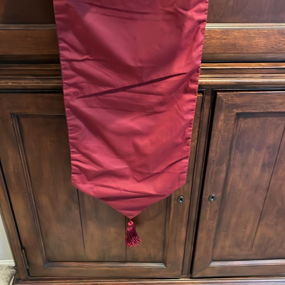 2-Sided Holiday/Anytime 72” Table Runner in Royal Colors or Solid w/End Tassels. - Picture 3 of 8